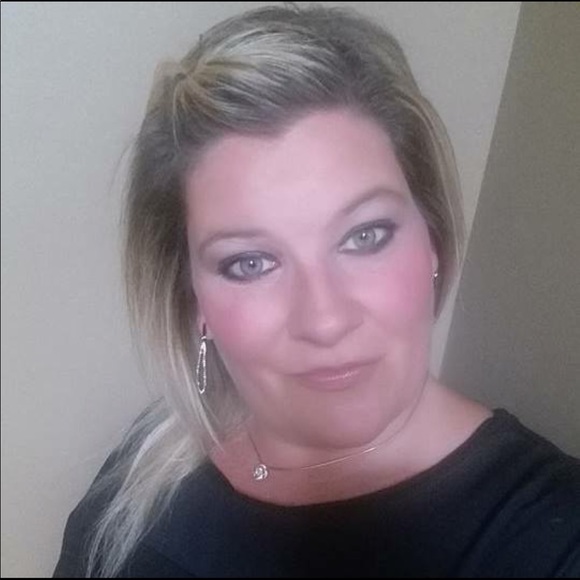 Meet your Posher, Joy - Picture 1 of 1